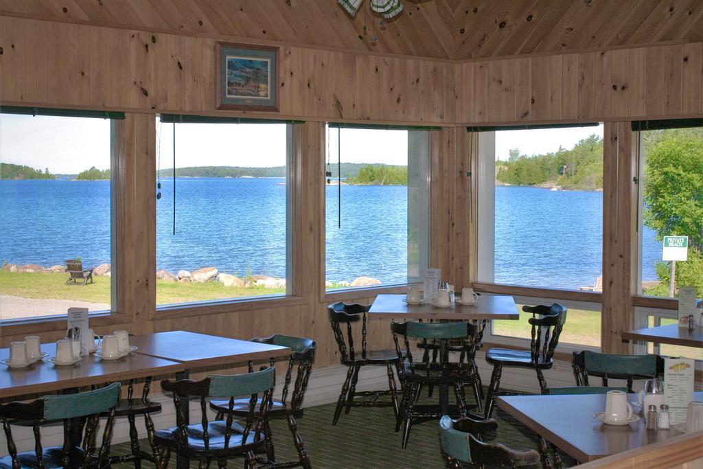 Carolyn Beach Inn Thessalon Buitenkant foto